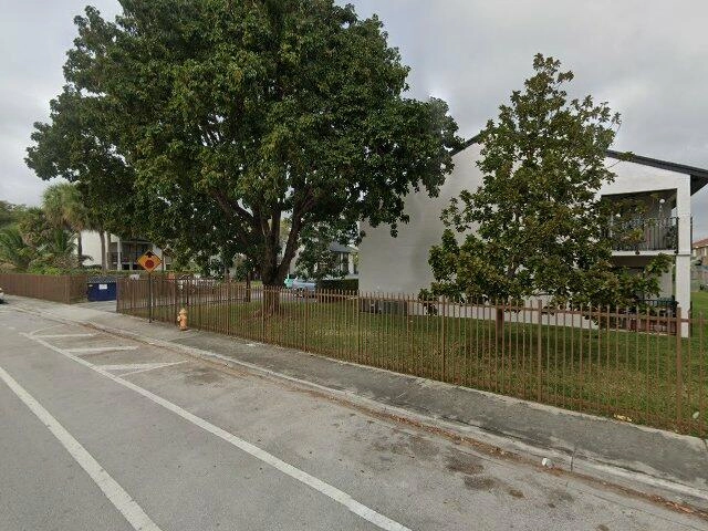 House image located at Miami, FL 33183