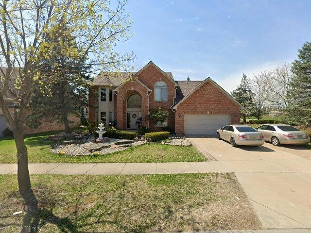 House image located at Troy, MI 48085