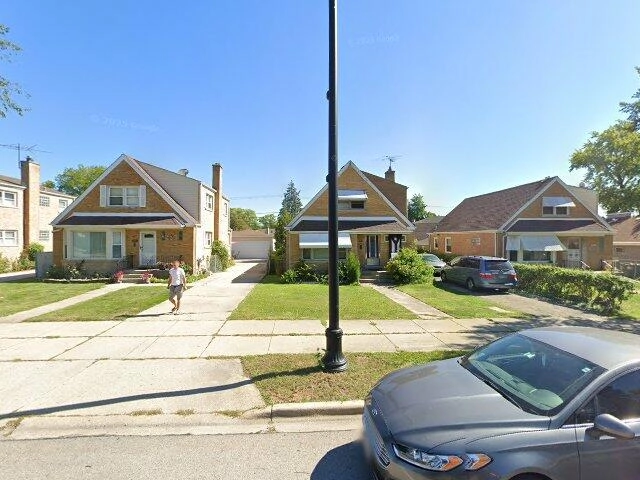House image located at Niles, IL 60714