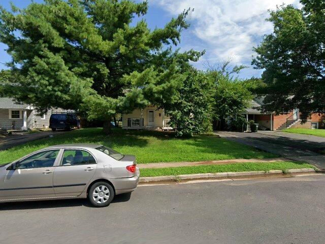 House image located at Manassas, VA 20109