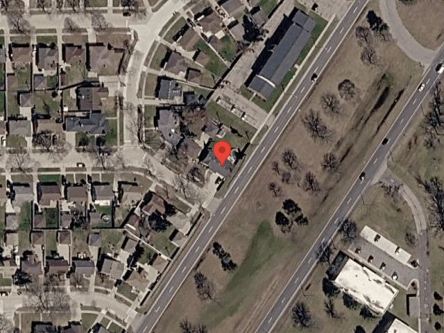 House image located at Trenton, MI 48183