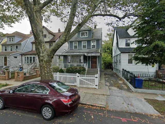 House image located at Saint Albans, NY 11412