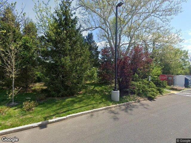 House image located at Riverton, NJ 08077