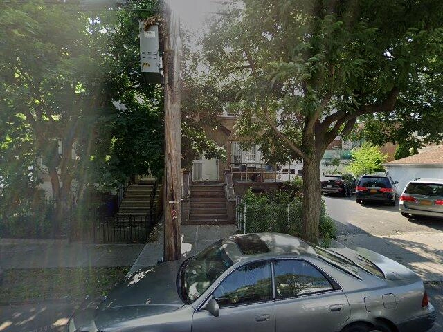 House image located at Bronx, NY 10462