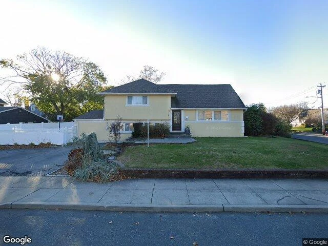 House image located at Oceanside, NY 11572