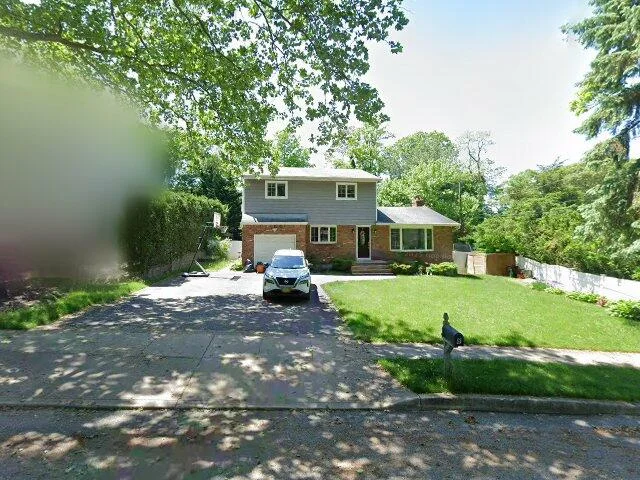 House image located at Hauppauge, NY 11788