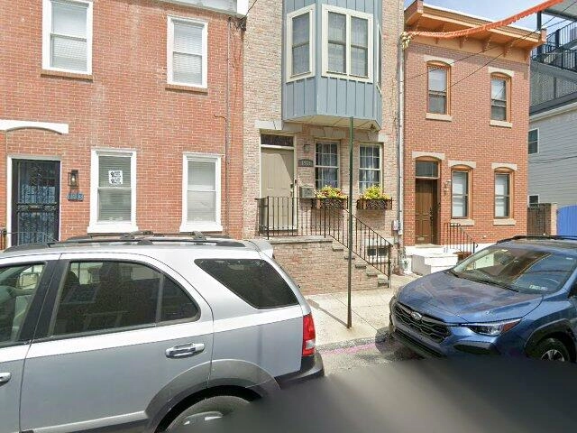House image located at Cincinnati, OH 45214