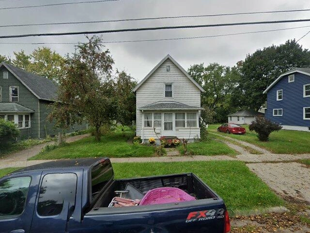 House image located at Jackson, MI 49203