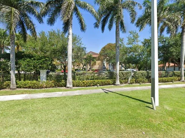 House image located at Boynton Beach, FL 33435