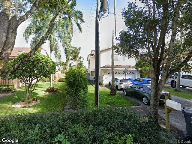 House image located at Hollywood, FL 33021