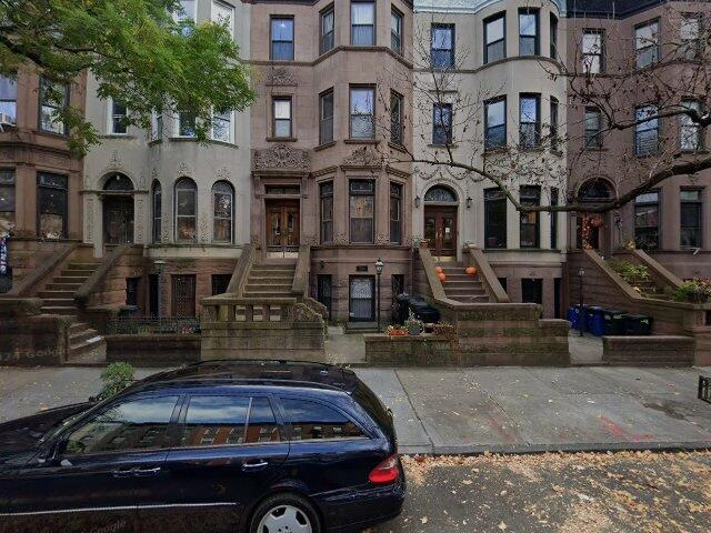 House image located at Memphis, TN 38105