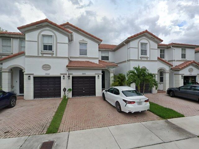 House image located at Miami, FL 33178