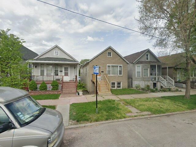 House image located at Chicago, IL 60617