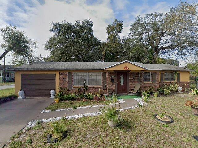 House image located at Tampa, FL 33605