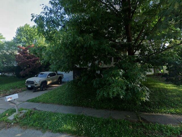 House image located at Davenport, IA 52806