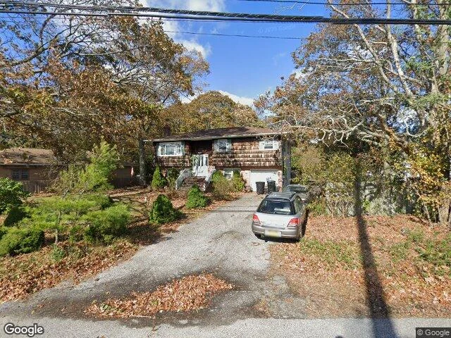 House image located at West Islip, NY 11795