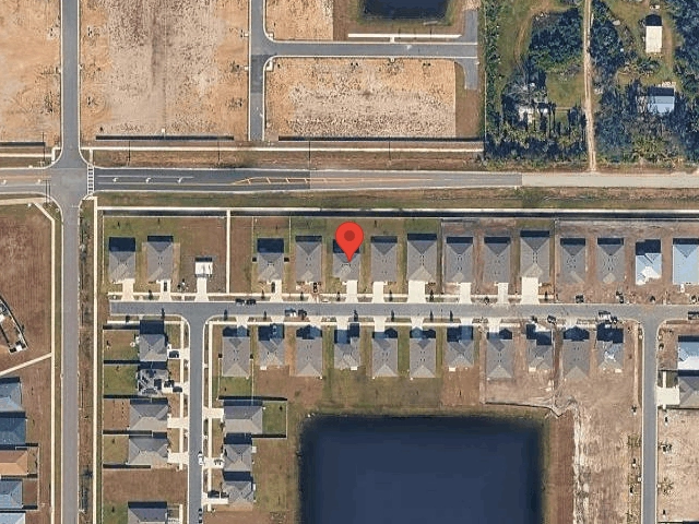 House image located at Ruskin, FL 33570