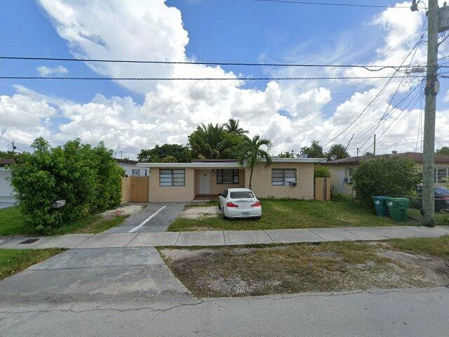 House image located at Miami, FL 33165