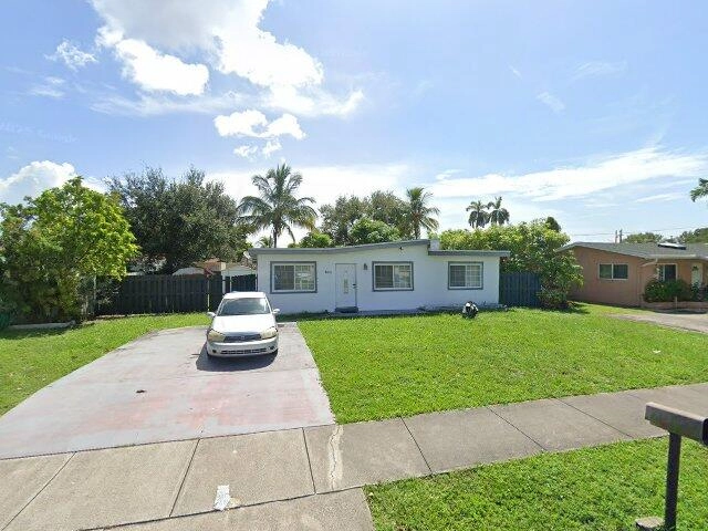 House image located at Hollywood, FL 33023