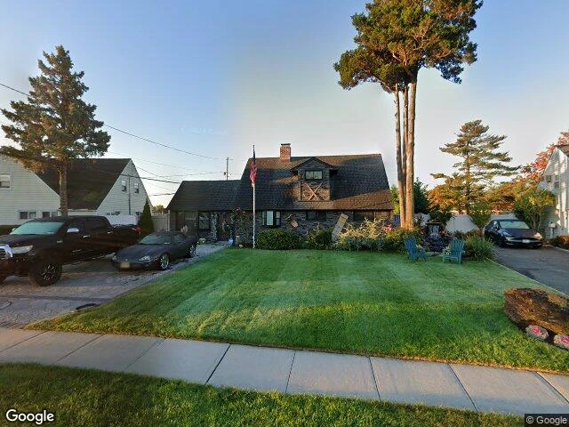 House image located at Levittown, NY 11756