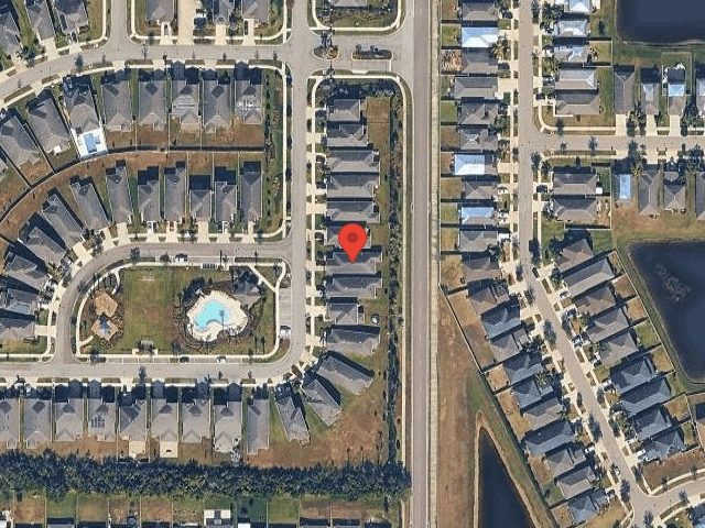 House image located at Ruskin, FL 33570