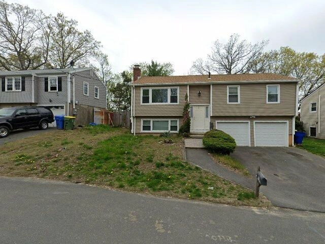 House image located at Douglassville, PA 19518