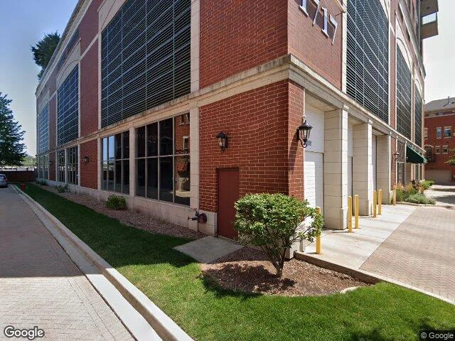 House image located at Chicago, IL 60616