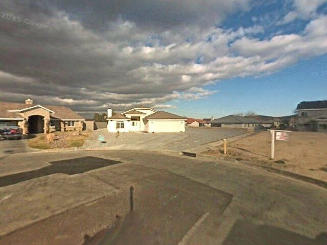 House image located at Helendale, CA 92342
