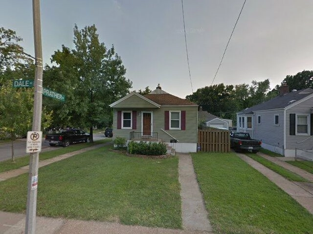 House image located at Saint Louis, MO 63139