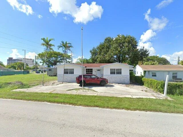 House image located at Dania, FL 33004