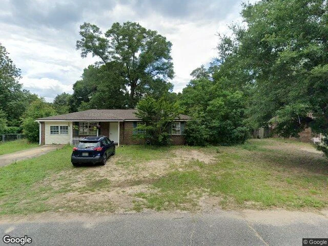House image located at Milton, FL 32571