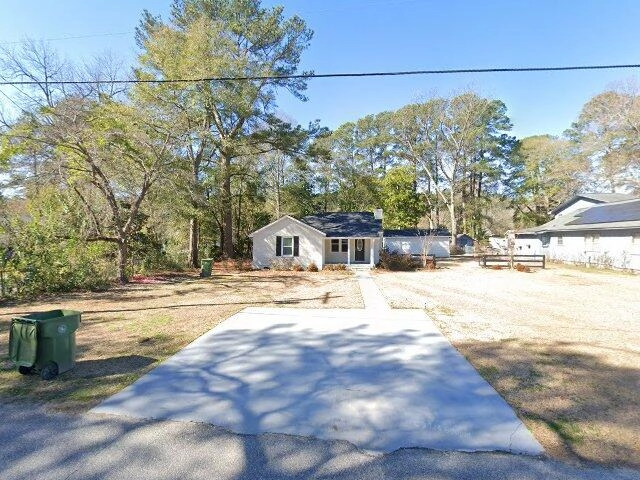 House image located at Florence, SC 29501