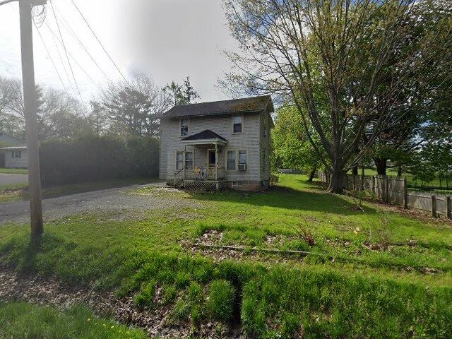 House image located at Auburn, NY 13021