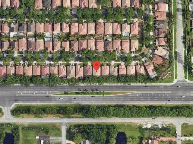 House image located at Hollywood, FL 33027