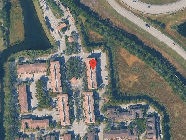 House image located at Hollywood, FL 33027
