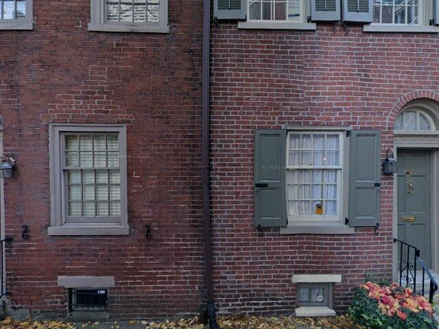 House image located at Philadelphia, PA 19147