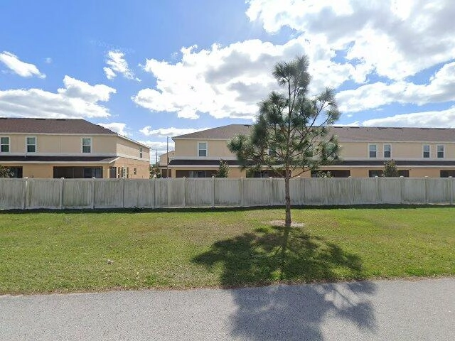House image located at Gibsonton, FL 33534