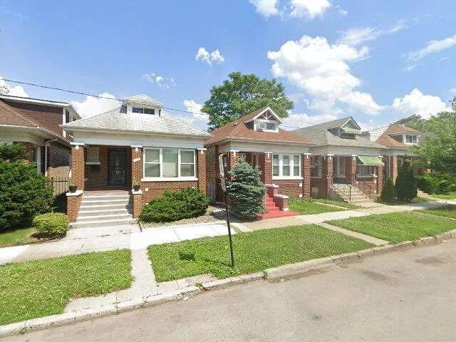 House image located at Chicago, IL 60619