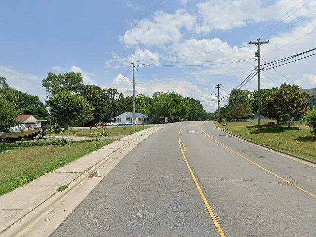 House image located at Laurinburg, NC 28352