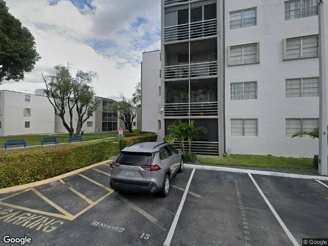 House image located at Miami, FL 33183