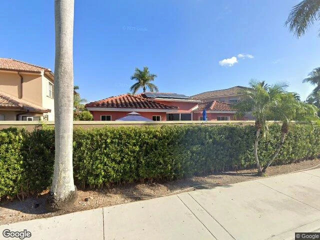 House image located at Miami, FL 33196