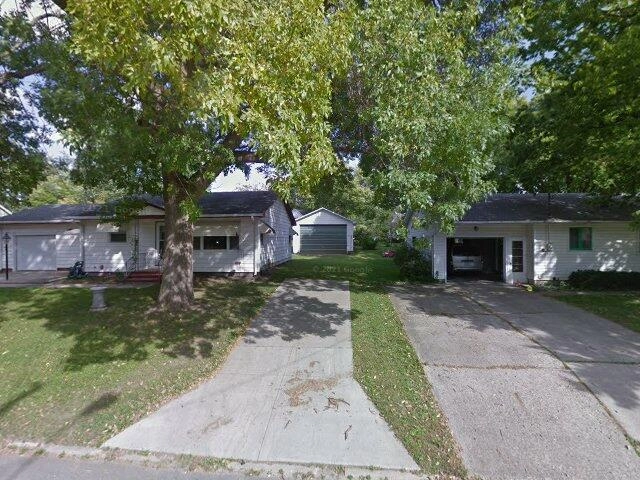 House image located at Newton, IA 50208