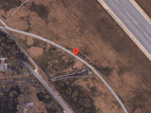 House image located at Bowling Green, VA 22427