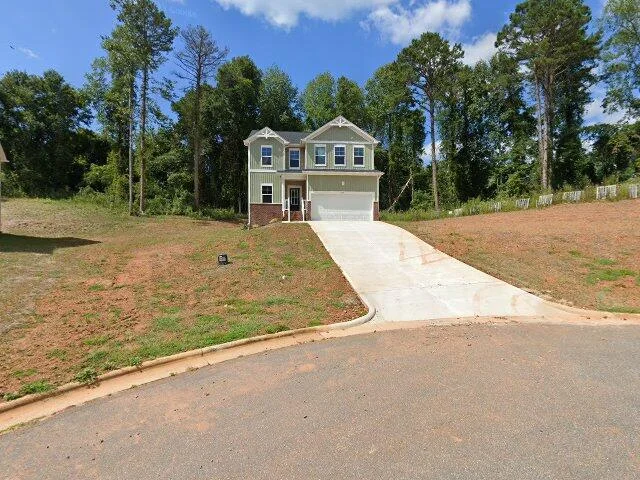 House image located at Hickory, NC 28601