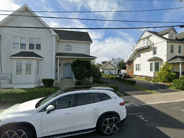 House image located at Newark, NJ 07106