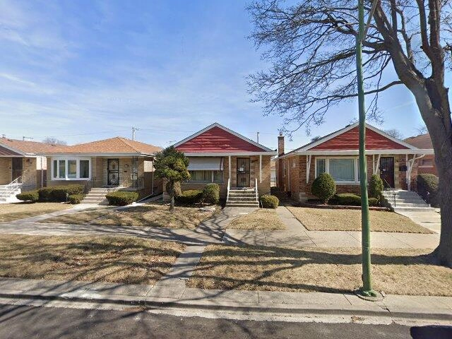 House image located at Chicago, IL 60652