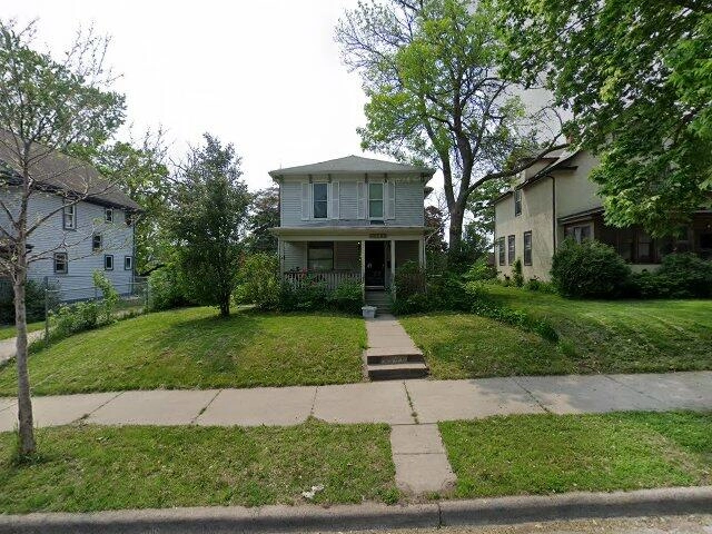 House image located at Minneapolis, MN 55411