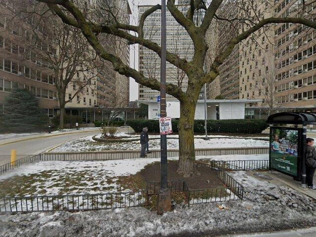 House image located at Chicago, IL 60613