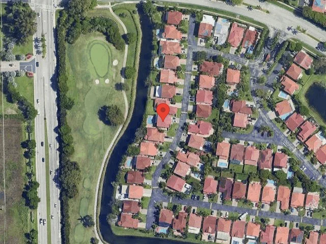 House image located at Miami, FL 33178