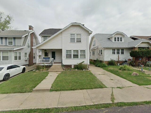 House image located at Peoria, IL 61604